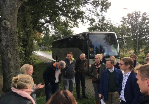 Bustour POW Met Bus